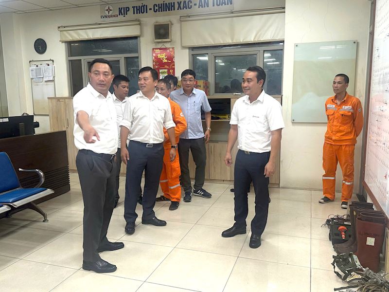 EVNHANOI Sẵn sàng mọi phương án ứng phó cơn bão số 3 (Wipha) 2