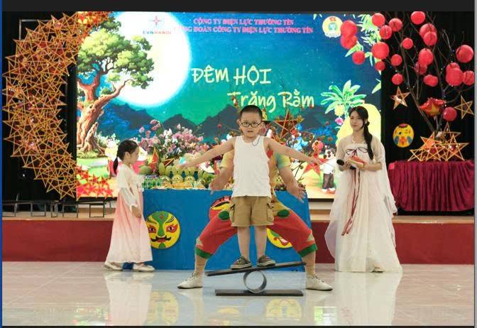 EVNHANOI tổ chức Tết Trung thu – Lan tỏa yêu thương, thắp sáng niềm vui đoàn viên 5