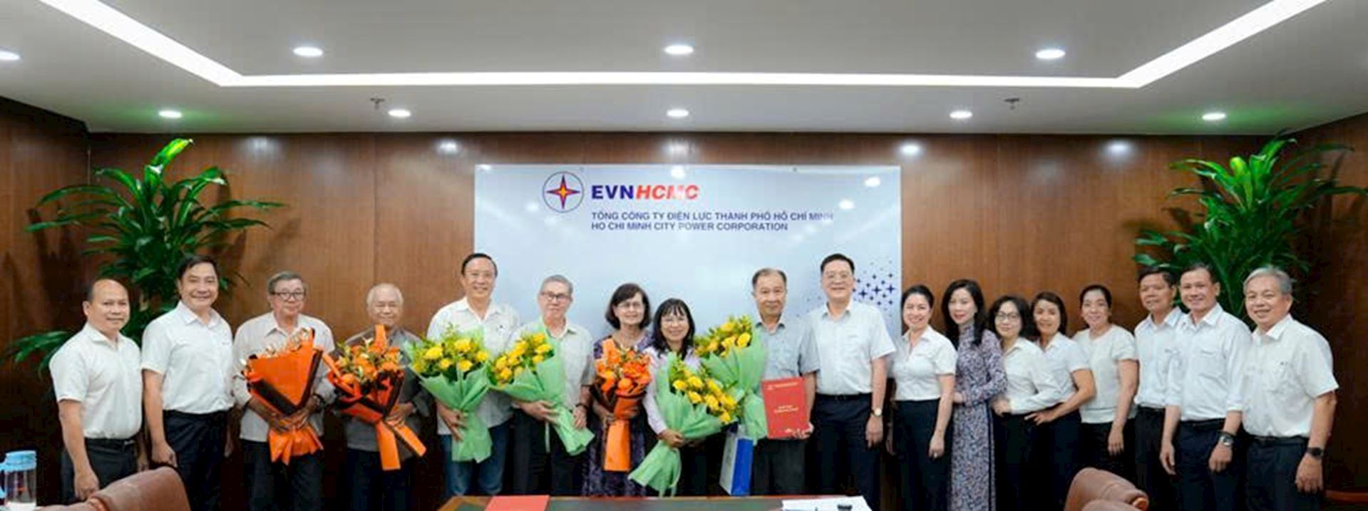 EVNHCMC: Kiện toàn Ban liên lạc hưu trí Tổng công ty 2