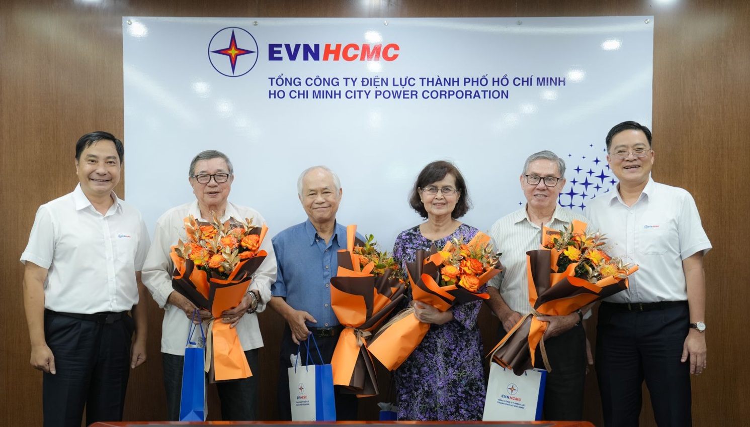 EVNHCMC: Kiện toàn Ban liên lạc hưu trí Tổng công ty
