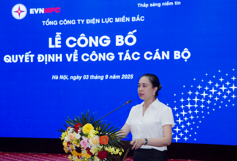 EVNNPC công bố Quyết định Phó Chủ tịch Công đoàn Tổng công ty 2