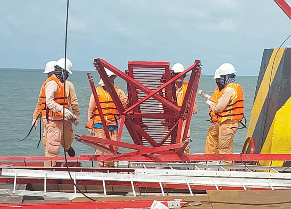 EVNNPT tăng cường lực lượng, tiếp sức cho Dự án cấp điện ra Côn Đảo 2