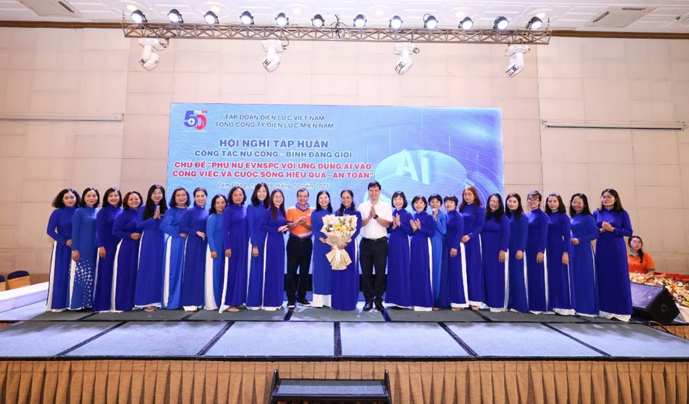 EVNSPC TỔ CHỨC CHUỖI HOẠT ĐỘNG CHÀO MỪNG NGÀY  PHỤ NỮ VIỆT NAM 20/10 3