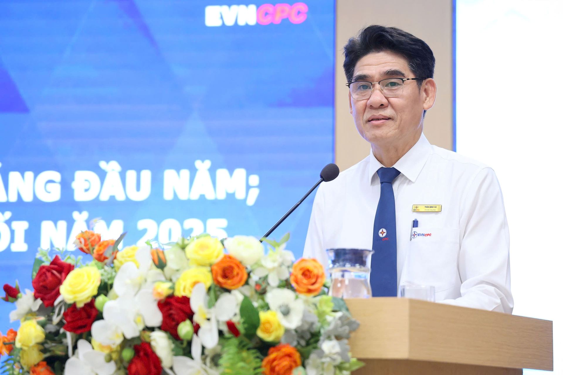Gắn bó – Chia sẻ – Đồng hành: Dấu ấn công đoàn EVNCPC 6 tháng đầu năm 2025 3