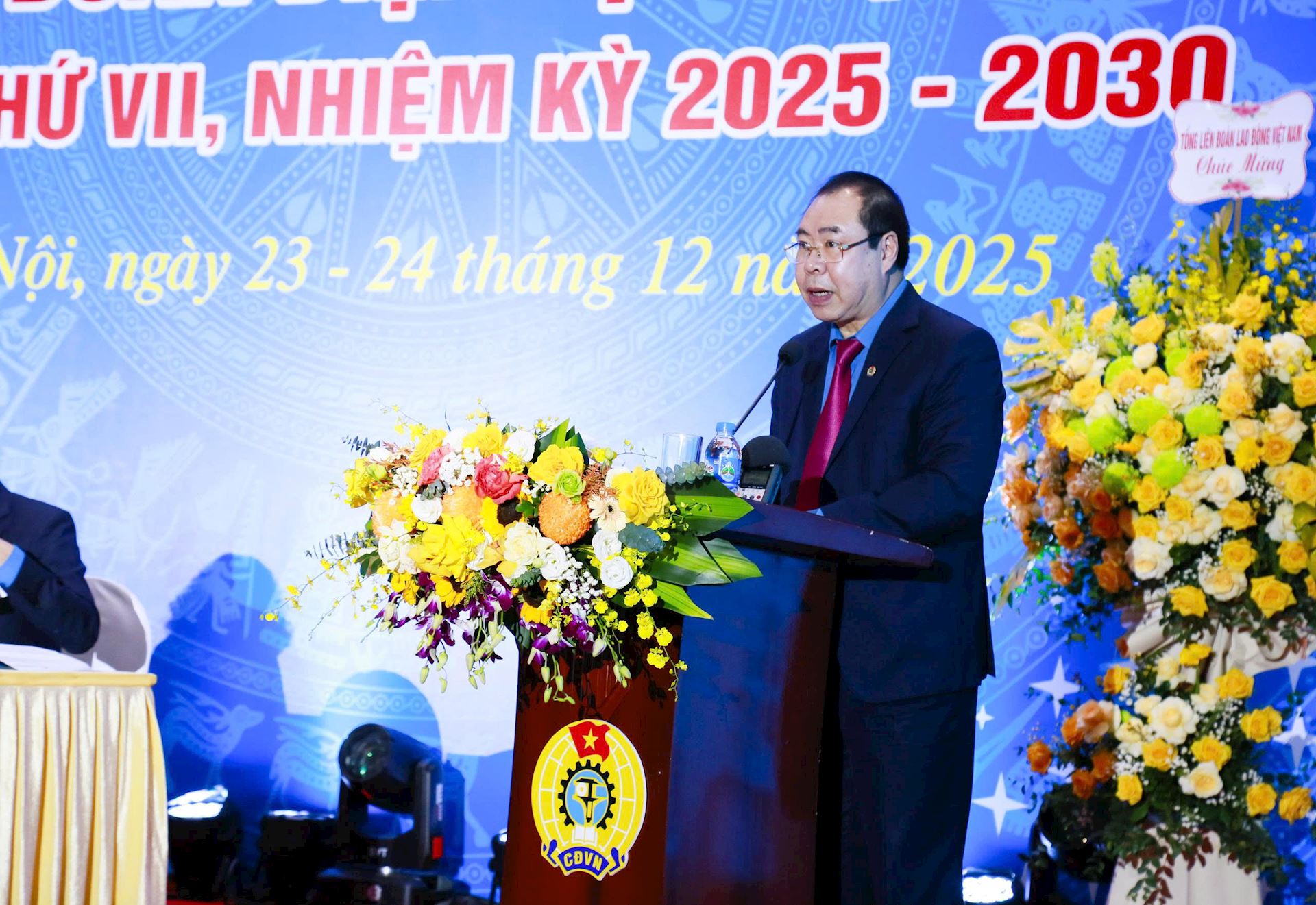 Hoàn thành chương trình phiên thứ nhất Đại hội VII Công đoàn Điện lực Việt Nam, nhiệm kỳ 2025-2030  1