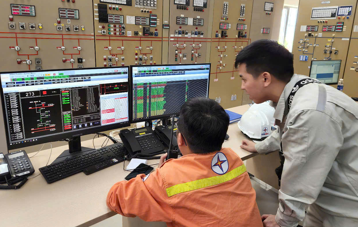 Hoàn thành nâng cấp Hệ thống điều khiển bảo vệ Trạm biến áp 500kV Pleiku, thiết thực chào mừng 96 năm thành lập Công đoàn Việt Nam 1
