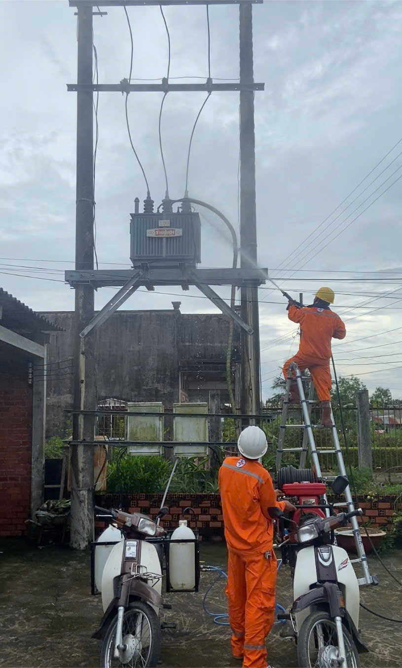 Hưởng ứng “Phong trào thi đua Lao động sáng tạo và Chương trình 10.000 sáng kiến giai đoạn 2025 - 2028” của Tập đoàn Điện lực Việt Nam