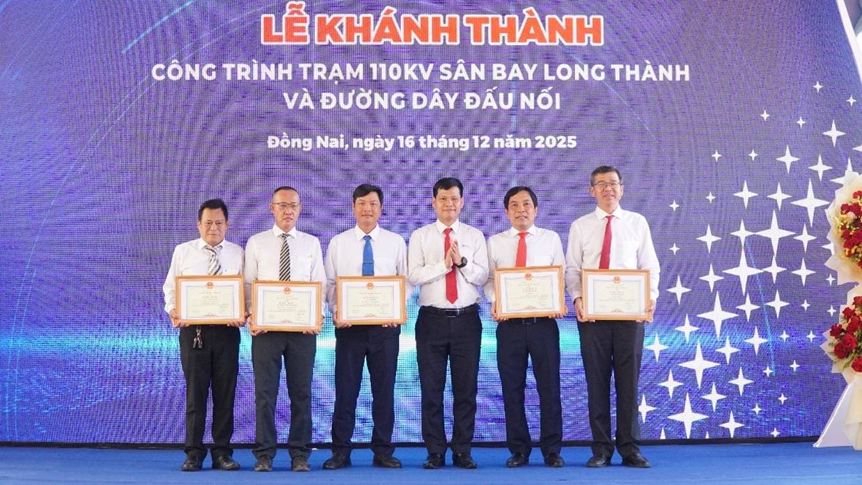 Khánh thành công trình “Trạm biến áp 110kV sân bay Long Thành và đường dây đấu nối”, tỉnh Đồng Nai. 6