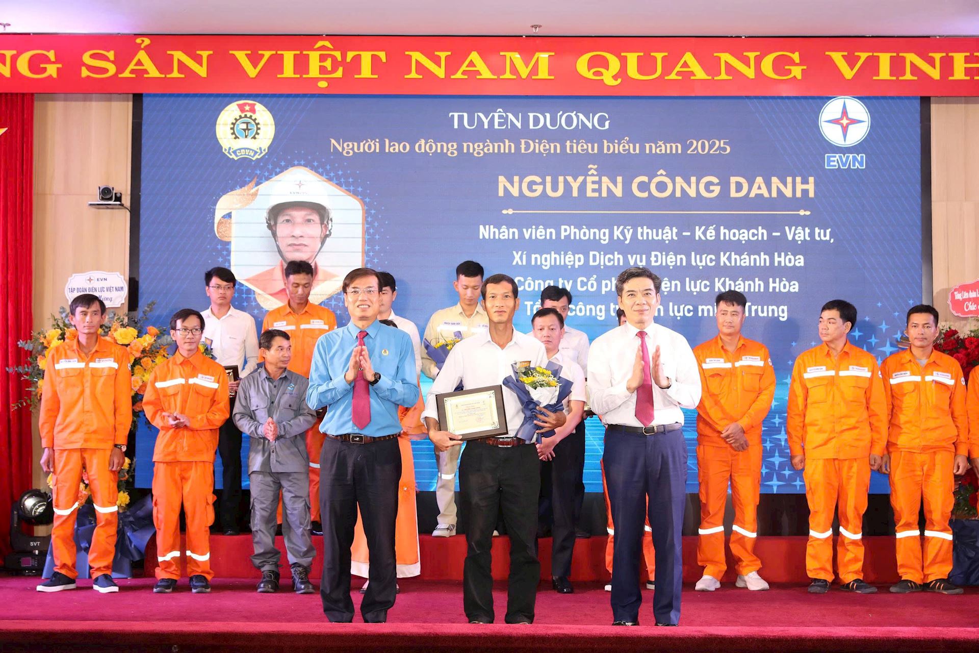 Kỹ sư Nguyễn Công Danh – Lặng thầm giữ gìn dòng điện quê hương