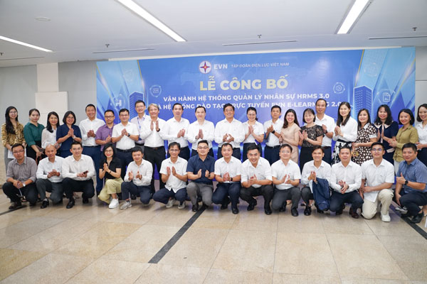 Lễ công bố Hệ thống Quản lý nhân sự HRMS 3.0 và Hệ thống đào tạo trực tuyến EVN E-Learning 2.0 7