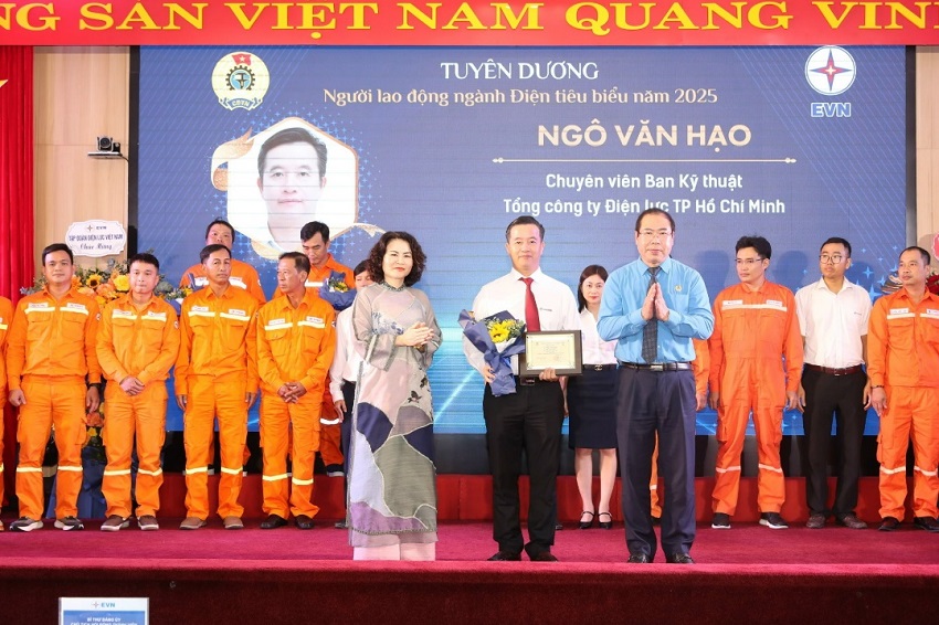 Ngô Văn Hạo – Kỹ sư thầm lặng giữ ánh sáng Thành phố