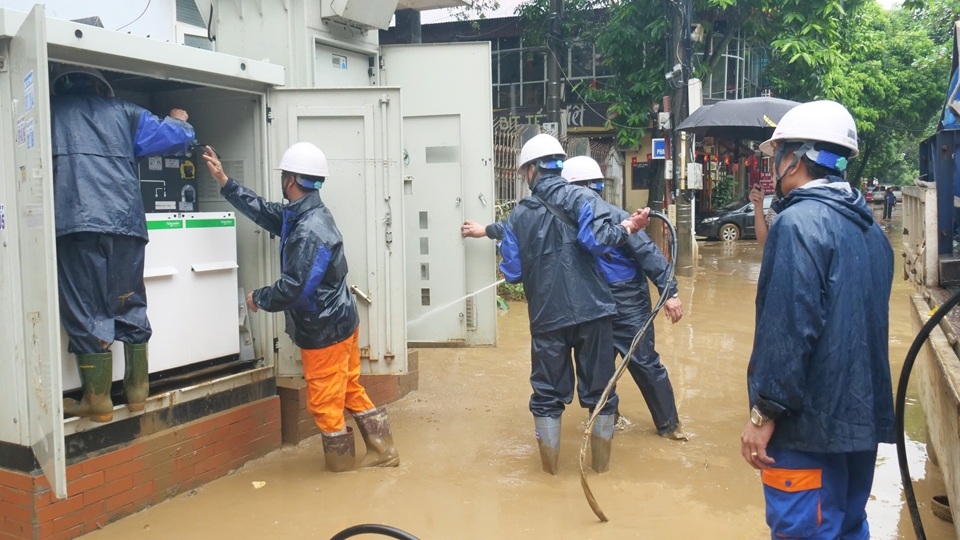 Nguyễn Văn Nguyên – Tấm gương điển hình của người thợ điện thời kỳ đổi mới 9