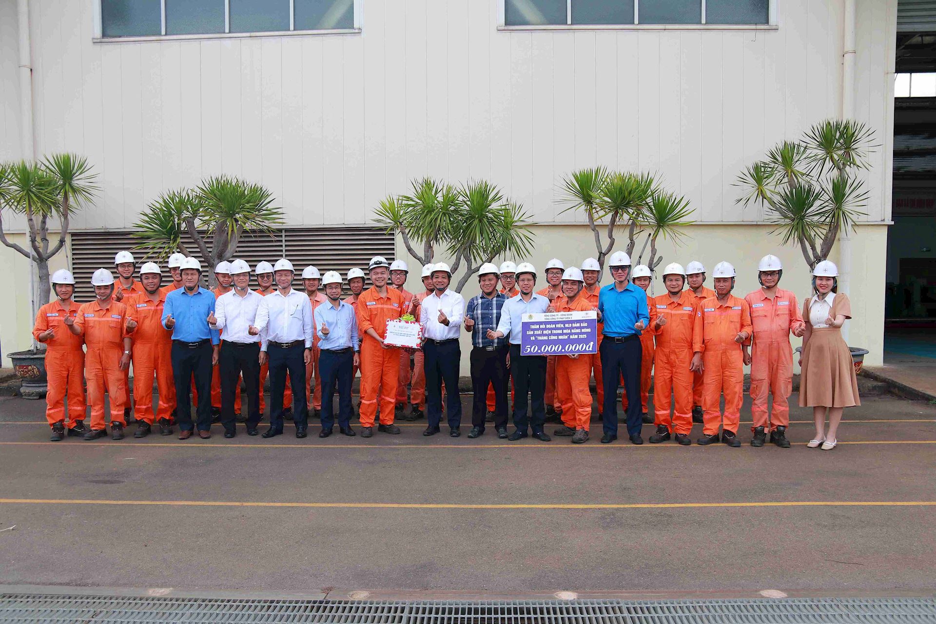 Những hoạt động cảm ơn  người lao động nhân “Tháng Công nhân”  năm 2025 của Công đoàn EVNGENCO3 4