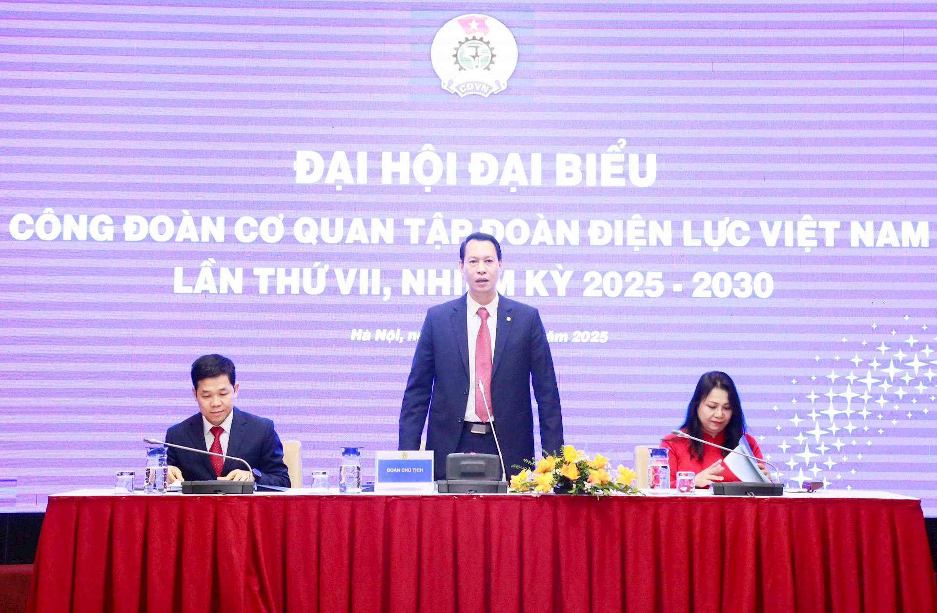 Ông Bùi Công Luận được Đại hội tín nhiệm bầu tái cử chức danh Chủ tịch Công đoàn Cơ quan EVN, nhiệm kỳ 2025-2030 2