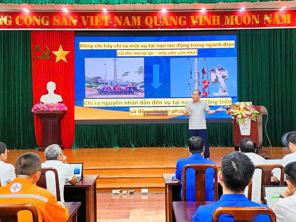 PC Sơn La đẩy mạnh xây dựng Văn hóa An toàn, nâng cao năng lực đội ngũ cán bộ quản lý