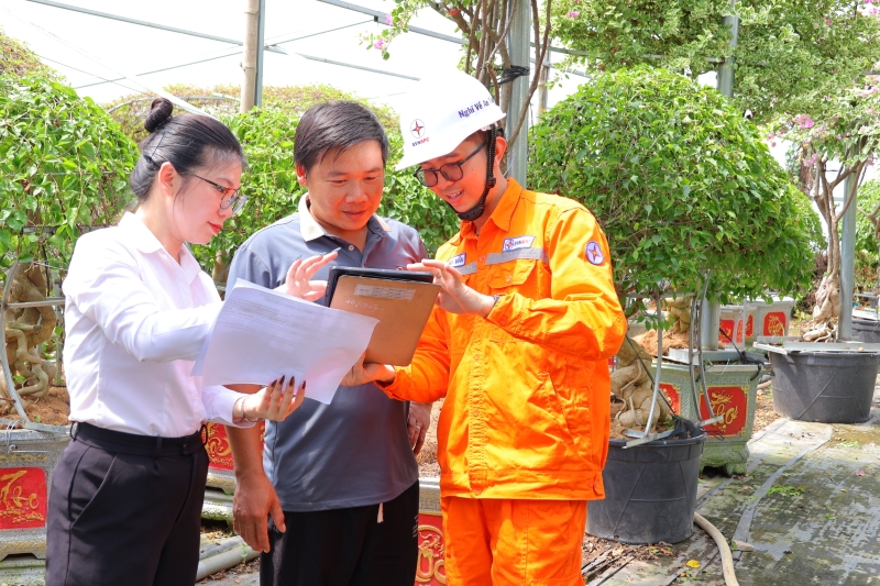 Phụ nữ ngành điện “Sáng tạo từ những điều bình dị” 2