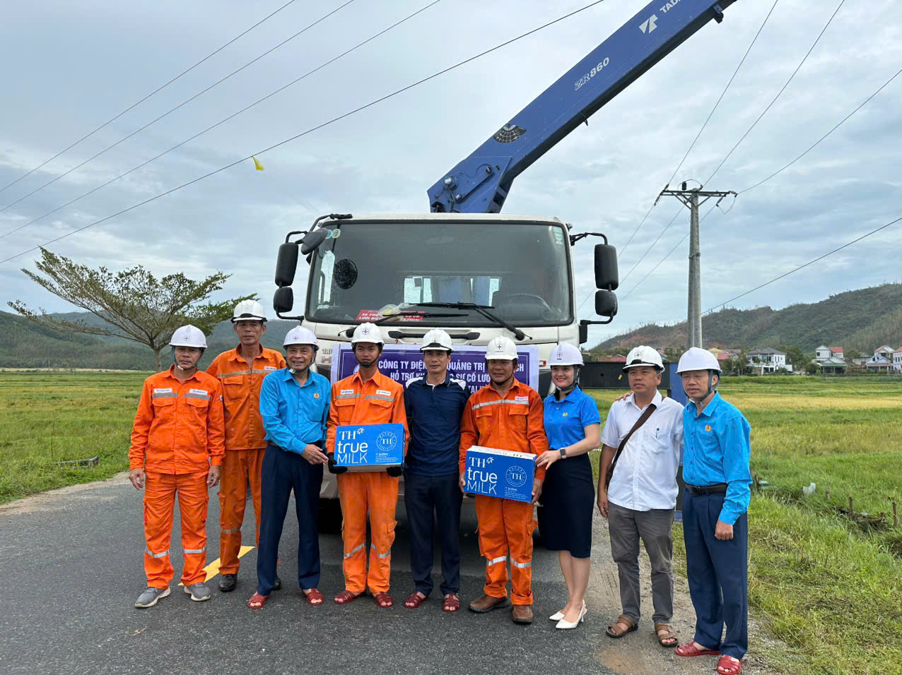 Sẽ khôi phục lưới điện tỉnh Hà Tĩnh trong ngày 28/8/2025 4