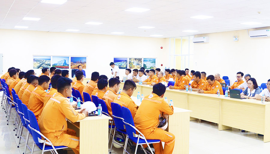 Tăng cường đối thoại vì một môi trường làm việc an toàn, xanh – sạch – đẹp 1
