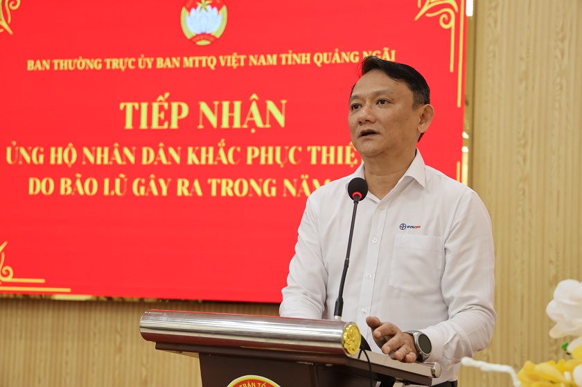 Tập đoàn Điện lực Việt Nam ủng hộ tỉnh Quảng Ngãi khắc phục hậu quả bão số 13 Kalmaegi 2