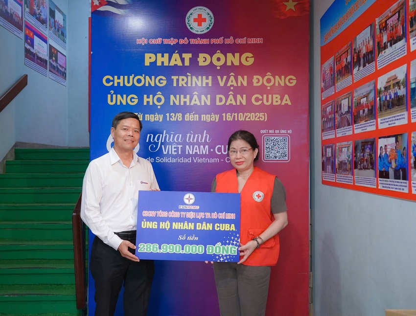 Tổng Công ty Điện lực TPHCM trao hơn 286 triệu đồng ủng hộ nhân dân Cuba