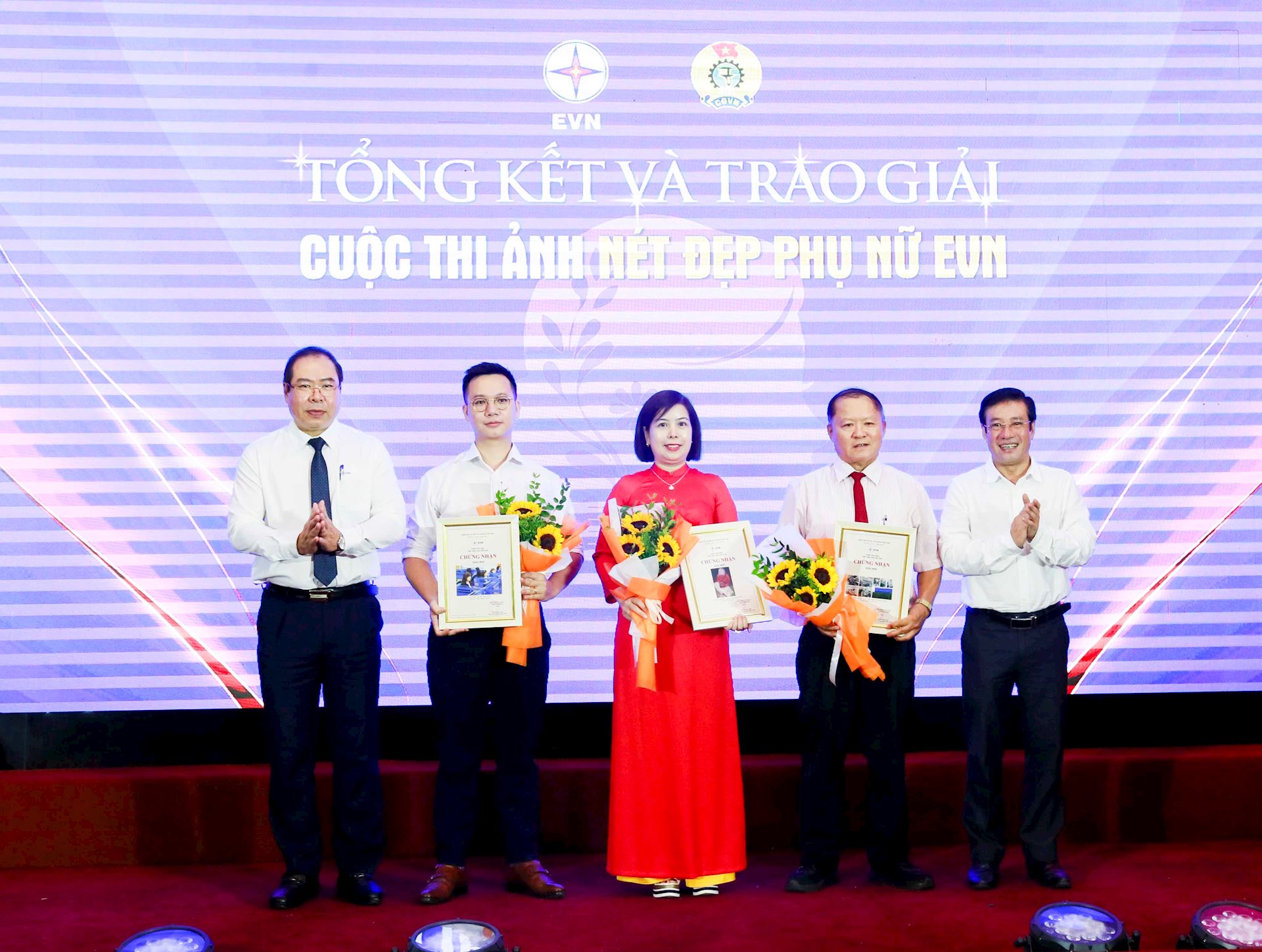 Tổng kết, trao giải Cuộc thi “Phụ nữ EVN sáng tạo” và Cuộc thi ảnh “Nét đẹp phụ nữ EVN” năm 2025  7