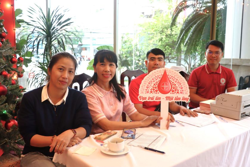 Tuần lễ hồng EVN – Khi những giọt máu hồng tiếp tục thắp sáng nghĩa tình người thợ điện Khánh Hòa 4