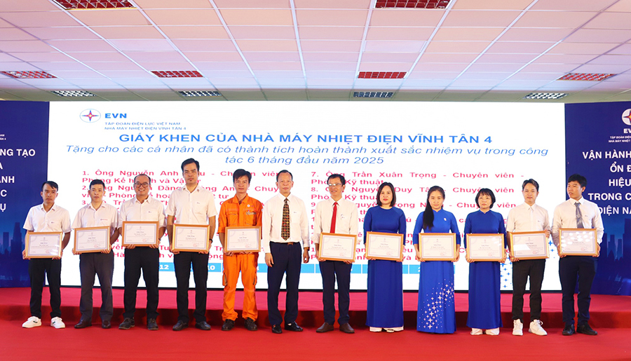 Vĩnh Tân 4 đoàn kết, sáng tạo thi đua hoàn thành xuất sắc nhiệm vụ, vận hành an toàn, ổn định, hiệu quả trong cung cấp điện năm 2025 3