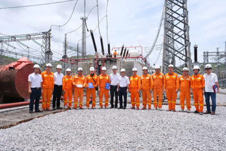 Vượt nắng thắng mưa, giữ dòng điện cao áp – Công đoàn đồng hành cùng người lao động nơi tuyến lửa 1