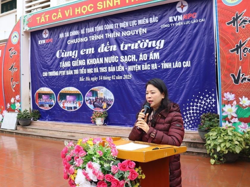 “Xuân hi vọng” - Cùng em đến trường 2