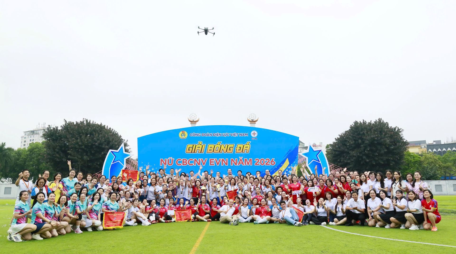 Bế mạc Giải bóng đá nữ cán bộ công nhân viên EVN năm 2026 2