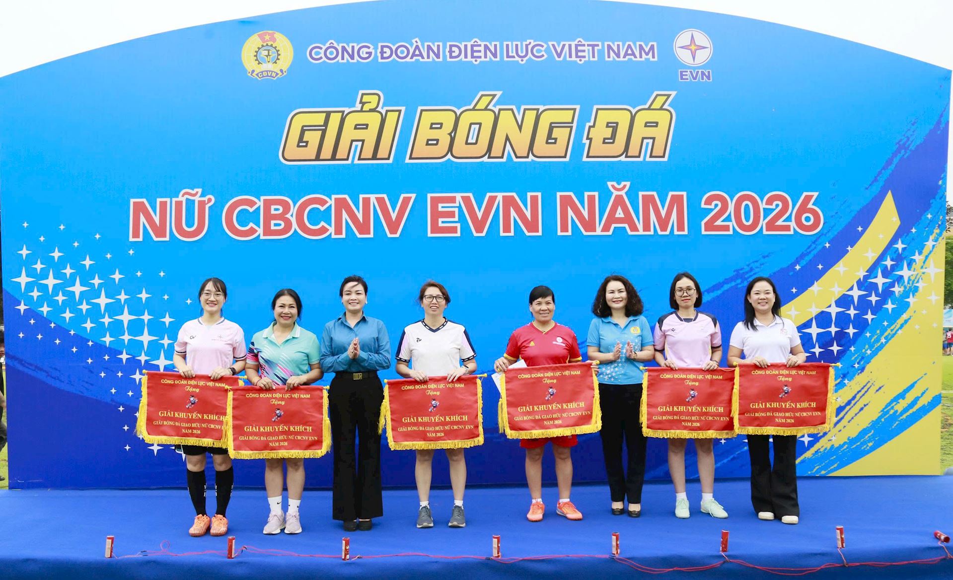 Bế mạc Giải bóng đá nữ cán bộ công nhân viên EVN năm 2026 5
