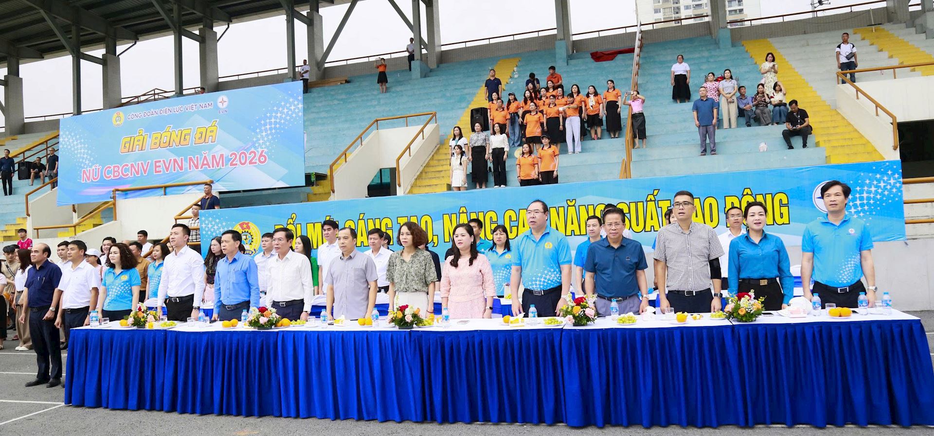 Bế mạc Giải bóng đá nữ cán bộ công nhân viên EVN năm 2026