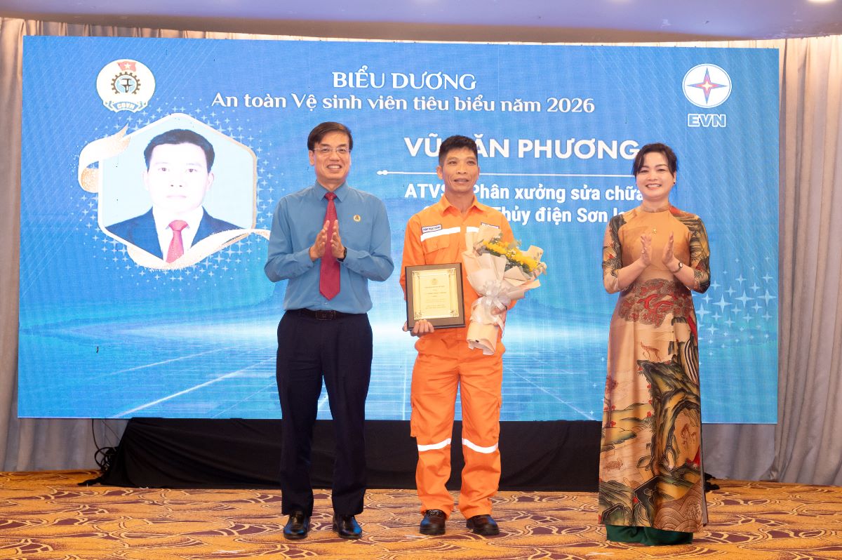 Biểu dương 76 An toàn vệ sinh viên giỏi tiêu biểu, phát động Tháng Công nhân và Tháng hành động về ATVSLĐ năm 2026 4