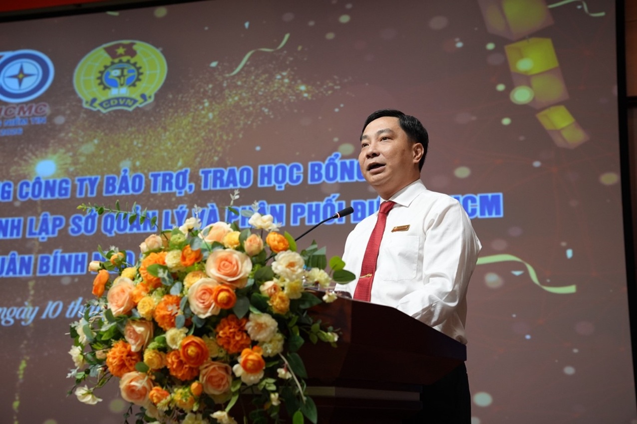 Buổi gặp mặt ấm áp đầu Xuân của EVNHCMC với các em học sinh có hoàn cảnh khó khăn 1