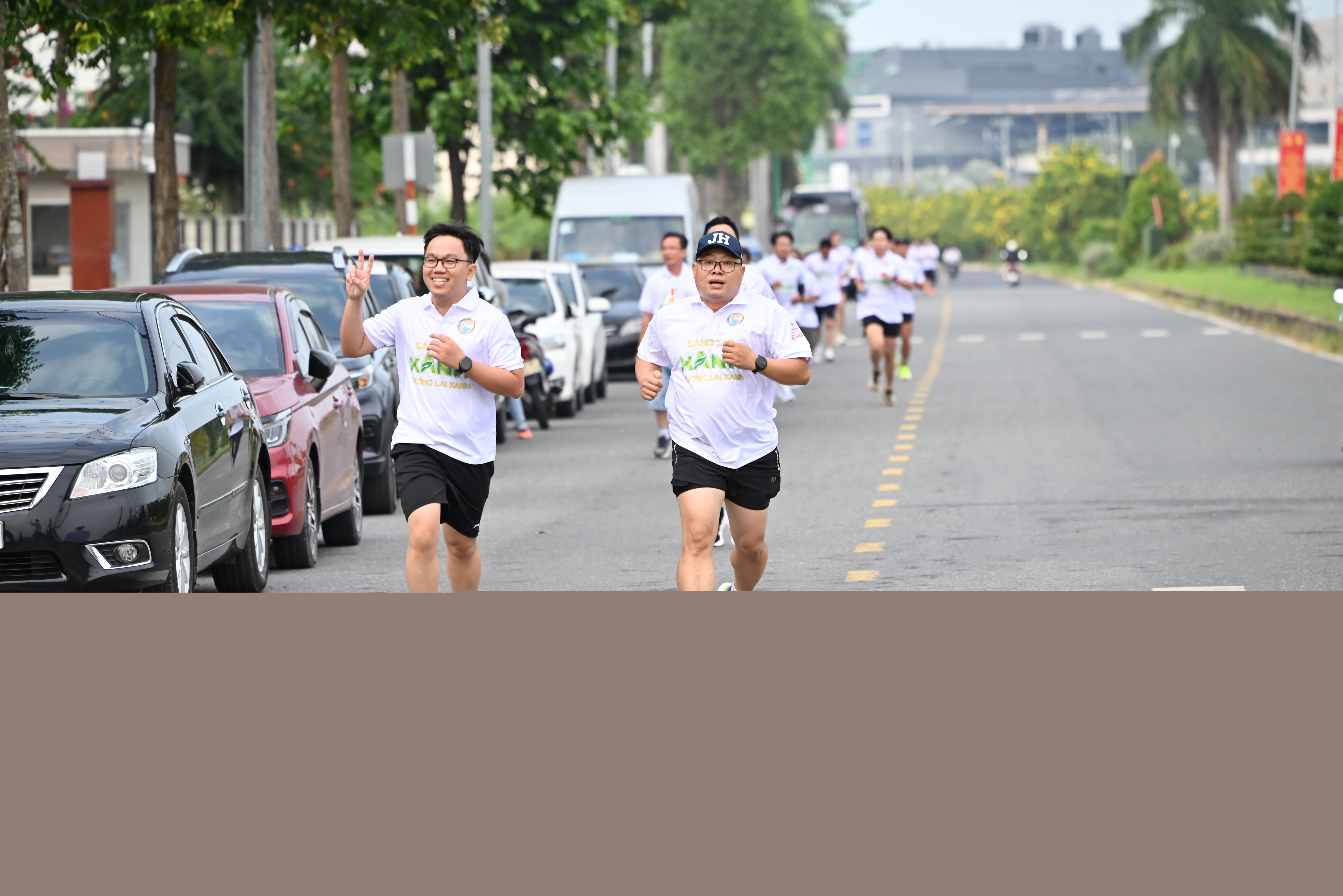 CHẠY BỘ ĐỂ LAN TỎA THÔNG ĐIỆP HƯỞNG ỨNG GIỜ TRÁI ĐẤT 2026 3