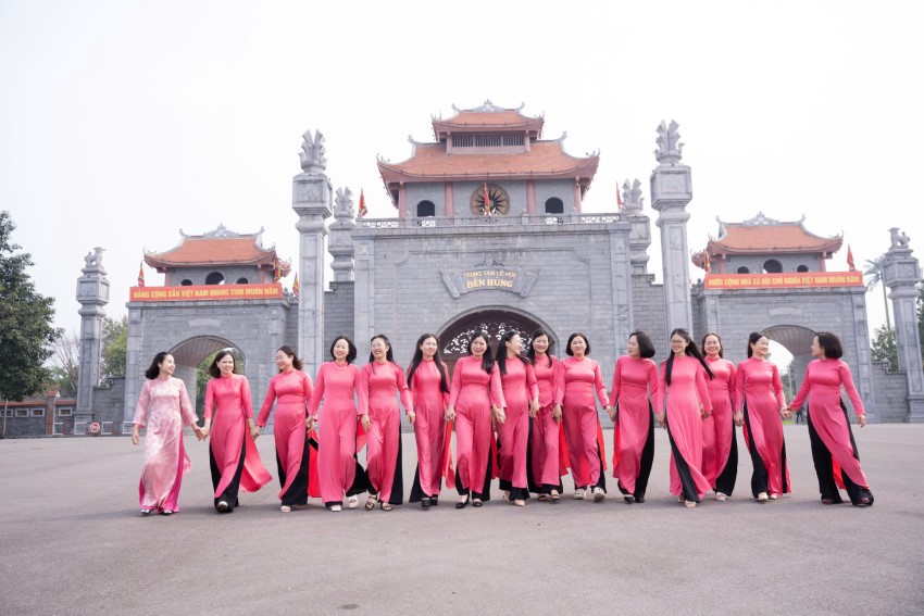 Có một tháng Ba dịu dàng đến thế 1