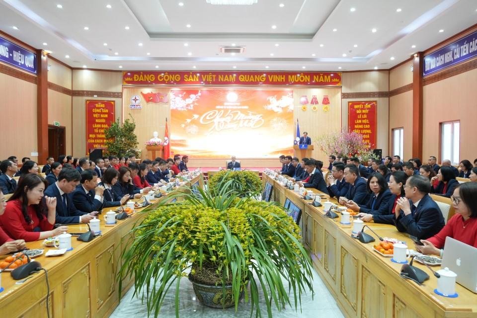 Công Đoàn các cấp tiếp tục đồng hành với Người lao động trong những ngày đầu Xuân năm mới 2026 13