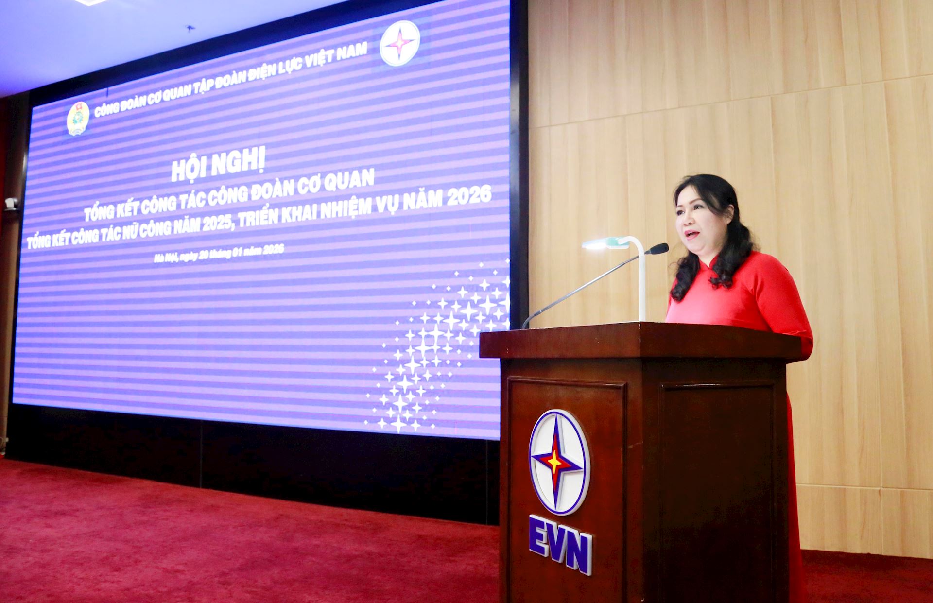 Công đoàn Cơ quan EVN được đề nghị tặng Cờ thi đua toàn diện của Tổng Liên đoàn Lao động Việt Nam năm 2025 8