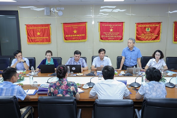 Công đoàn Công ty Điện lực Hà Đông thực hiện hiệu quả Điều lệ Công đoàn, chăm lo thiết thực đời sống người lao động 1