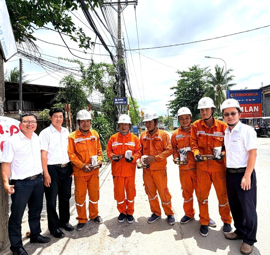 CÔNG ĐOÀN CÔNG TY ĐIỆN LỰC THUẬN AN CHĂM LO THIẾT THỰC CHO NGƯỜI LAO ĐỘNG 1