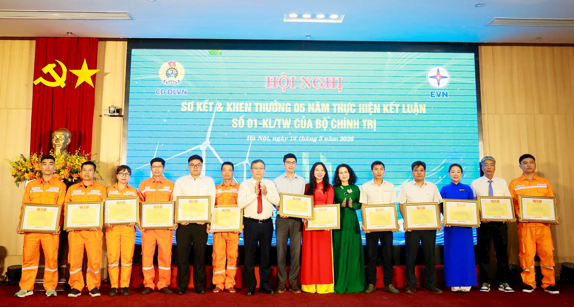 Công đoàn Điện lực Việt Nam: Biểu dương, khen thưởng nhiều tập thể, cá nhân dịp Tháng Công nhân 2026 6