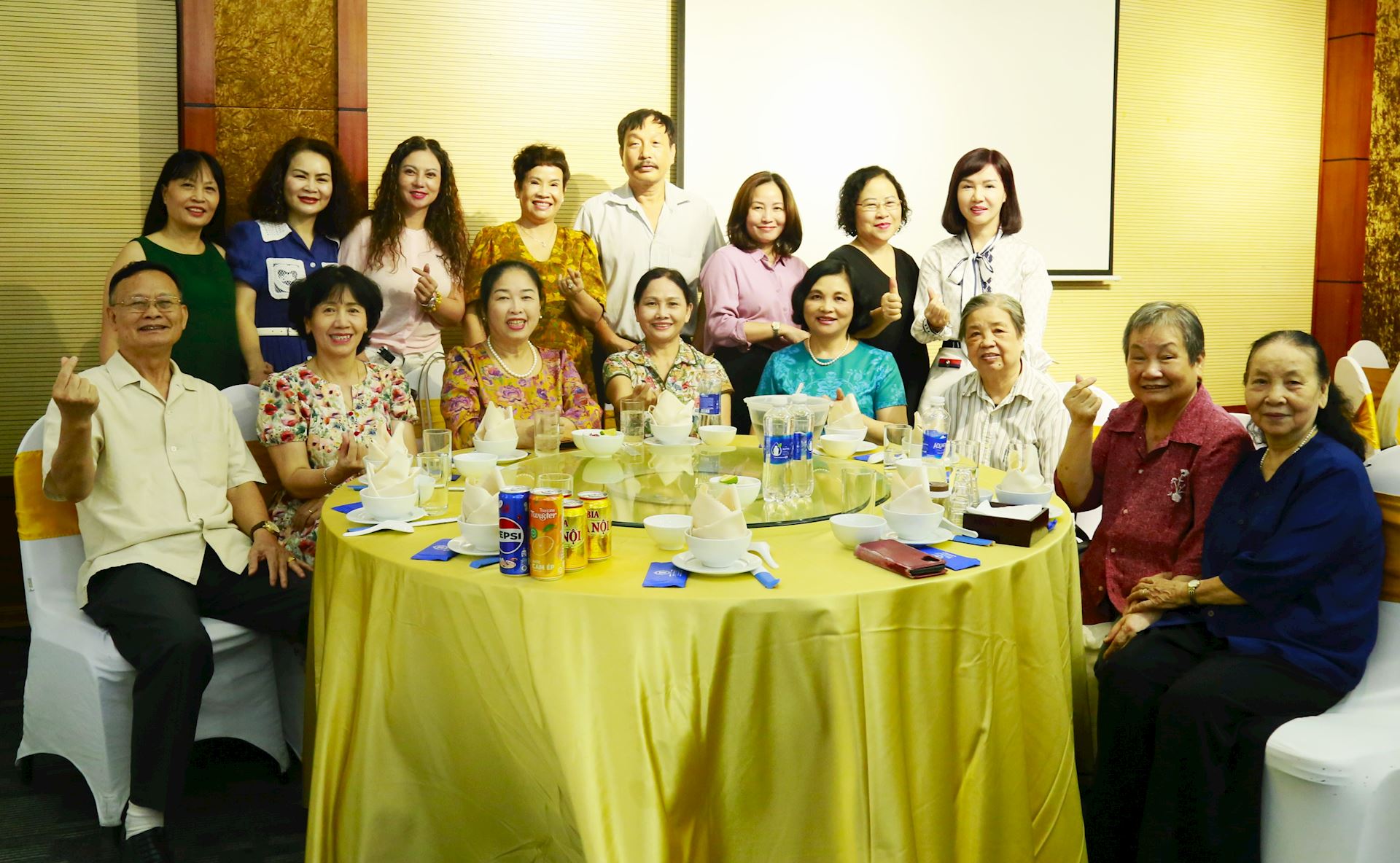 Công đoàn Điện lực Việt Nam gặp mặt cán bộ hưu trí nhân kỷ niệm 97 năm Ngày thành lập Công đoàn Việt Nam 3