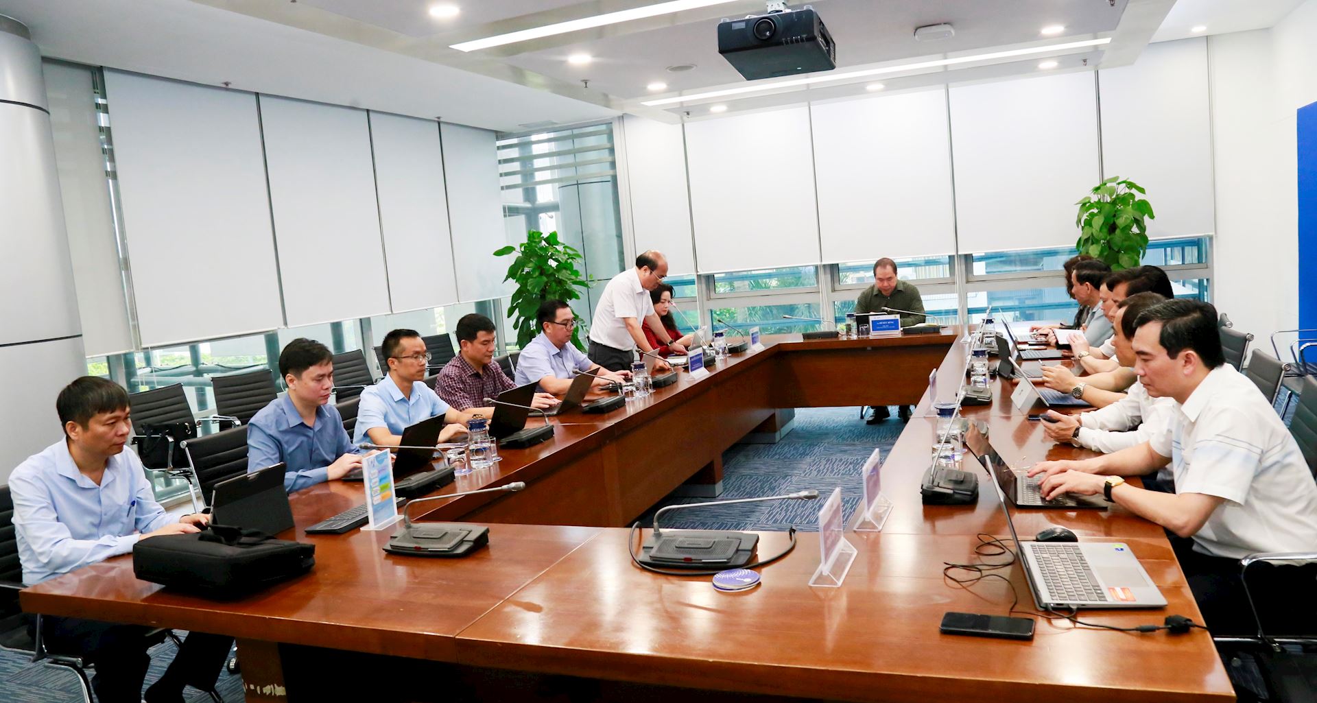 Công đoàn Điện lực Việt Nam họp Ban Chỉ đạo chuyển đổi số 1