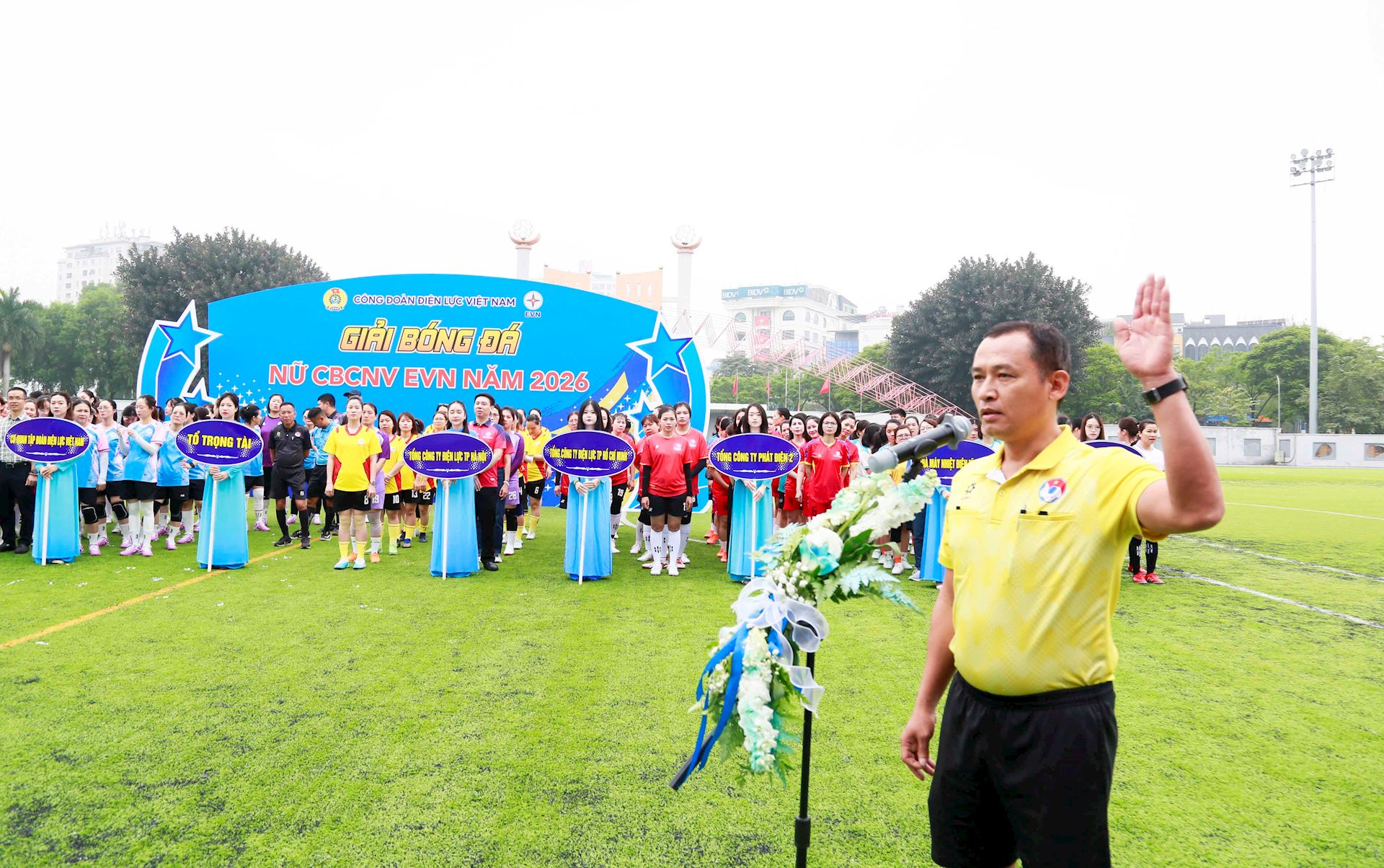 Công đoàn Điện lực Việt Nam Khai mạc Giải bóng đá nữ CBCNV năm 2026 6
