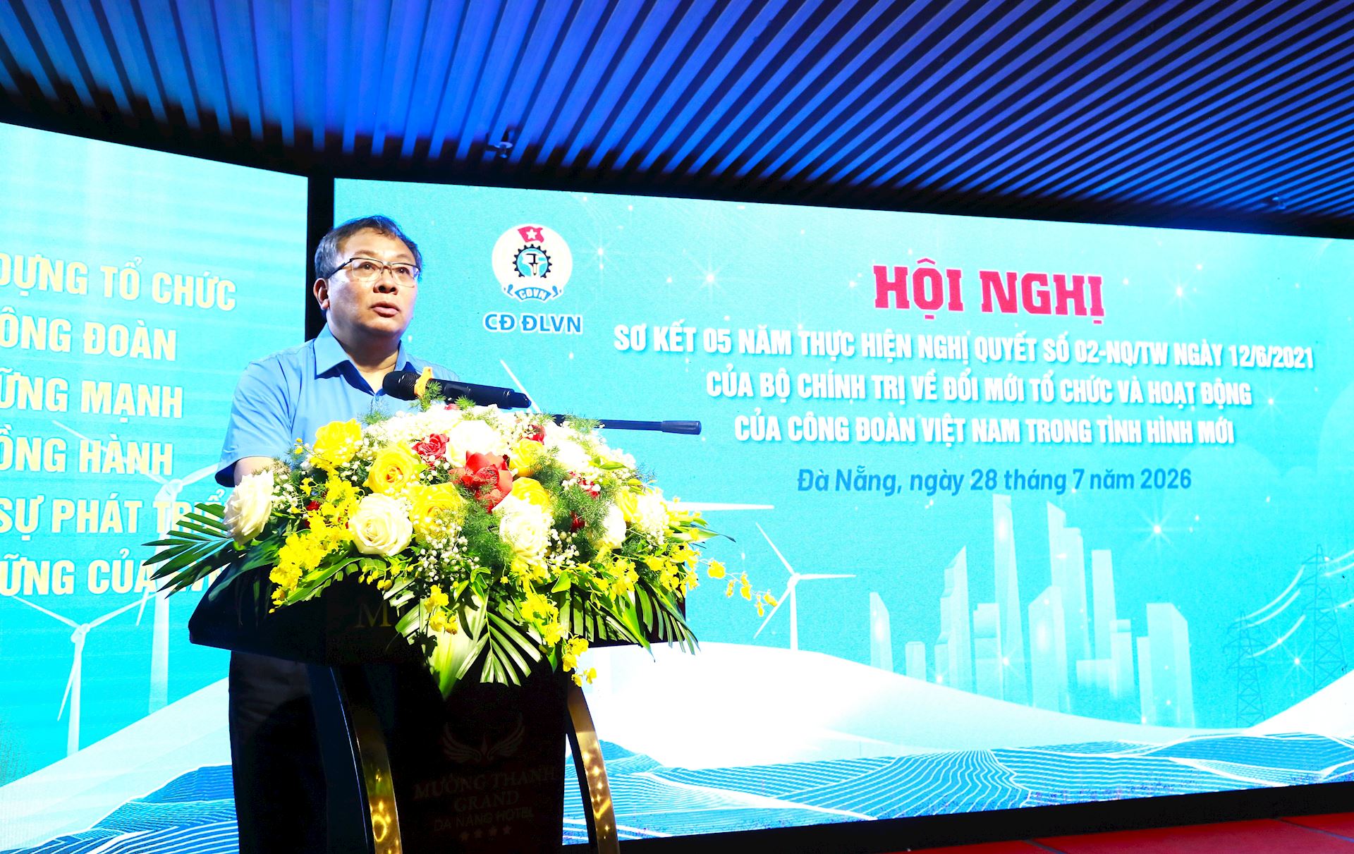 Công đoàn Điện lực Việt Nam sơ kết công tác 6 tháng đầu năm 2026 13