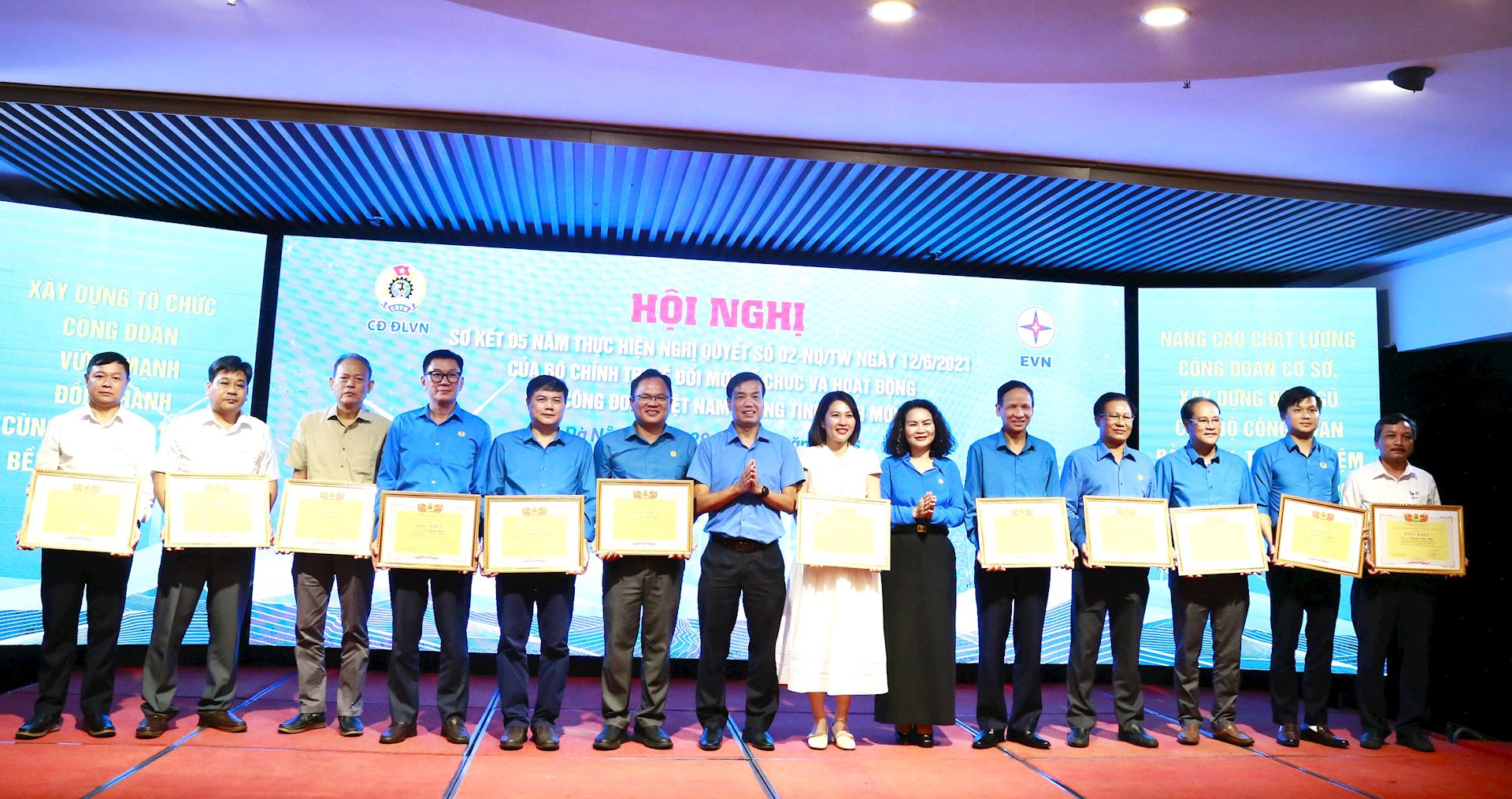 Công đoàn Điện lực Việt Nam sơ kết công tác 6 tháng đầu năm 2026 19