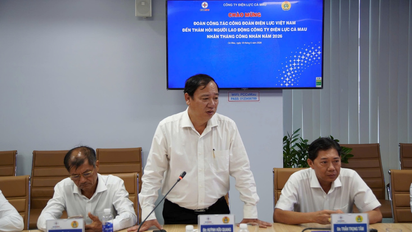Công đoàn Điện lực Việt Nam thăm hỏi người lao động tại Đất Mũi Cà Mau 1