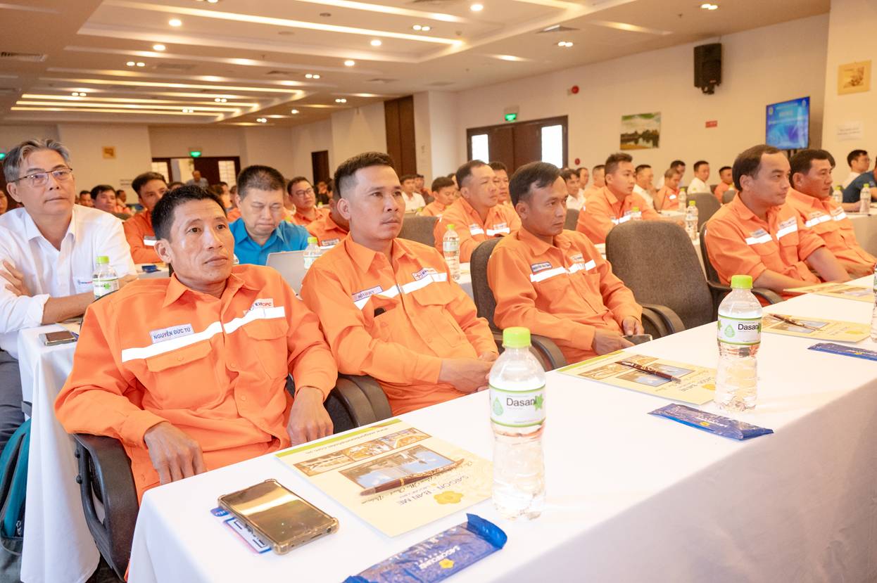 Công đoàn Điện lực Việt Nam tổ chức Hội nghị tập huấn ATVSLĐ cho cán bộ Công đoàn, ATVSV năm 2026 1