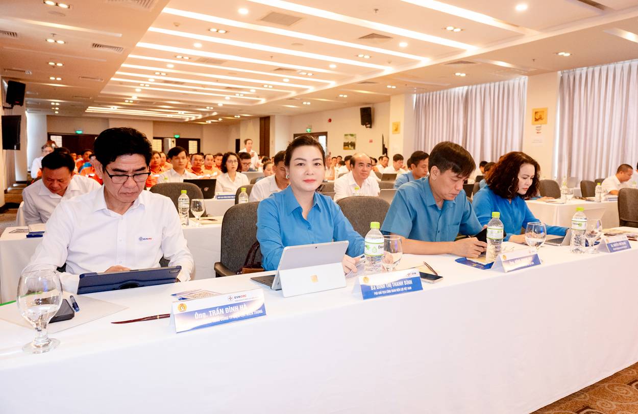 Công đoàn Điện lực Việt Nam tổ chức Hội nghị tập huấn ATVSLĐ cho cán bộ Công đoàn, ATVSV năm 2026 2