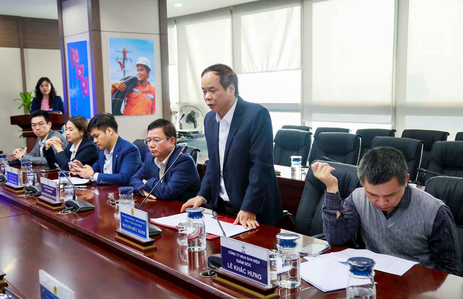 Công đoàn ĐLVN thăm hỏi, trao quà cho Công đoàn Công ty Mua bán điện nhân dịp Tết Nguyên đán Bính Ngọ 2026